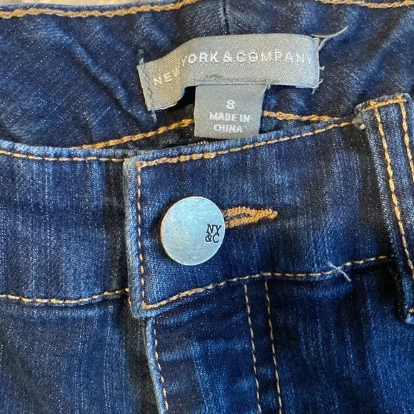 New York & Company - Picture 3 of 6